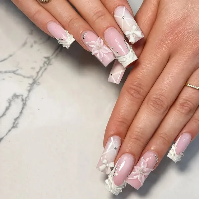 Nageldesign Arbeit 32 aus dem Nagelstudio Chip's Nails & Beauty in Singen