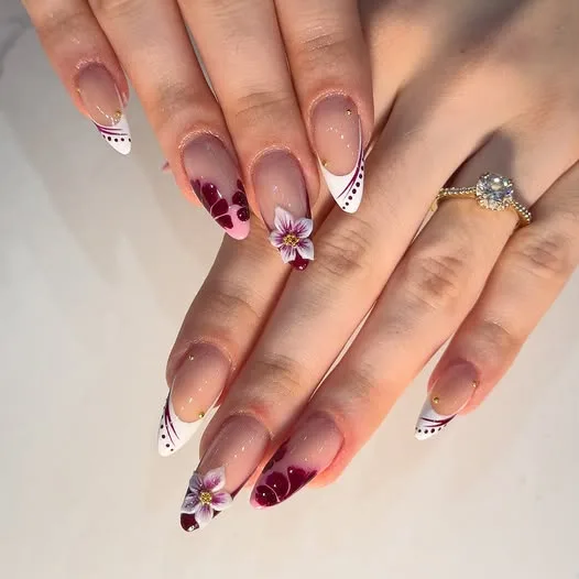 Aktuelle Arbeit aus dem Instagram-Feed von Chip's Nails & Beauty