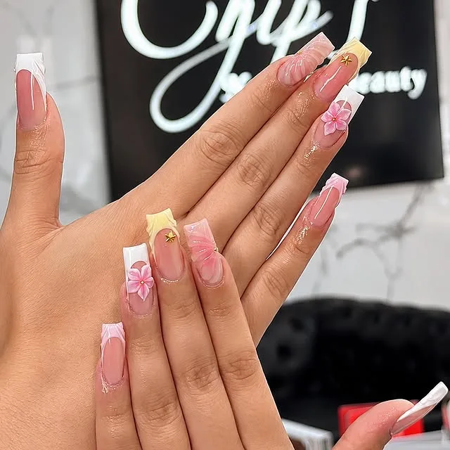 Nageldesign Arbeit 17 aus dem Nagelstudio Chip's Nails & Beauty in Singen